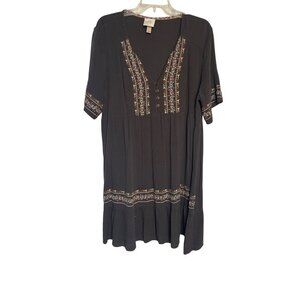 Knot Rose Embroidered Boho Midi Dress With Buttons & V-Neckline Short Sleeves